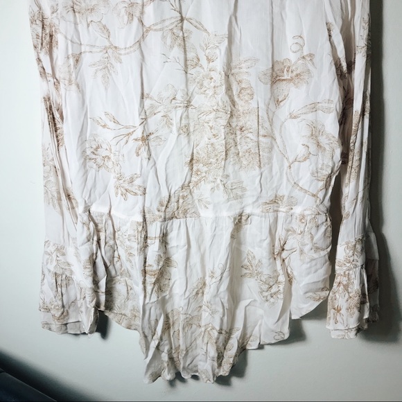 Lauren Conrad off-white tan floral high low bell sleeve blouse button longsleeve - Picture 7 of 7